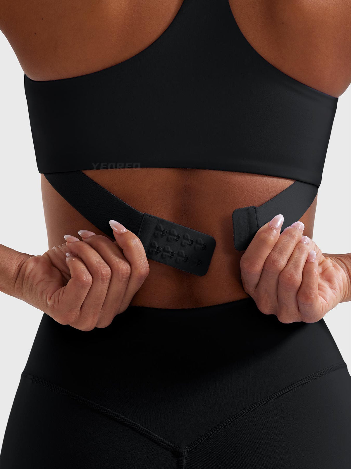 Sujetador Forme CoreFlex con espalda en Y
