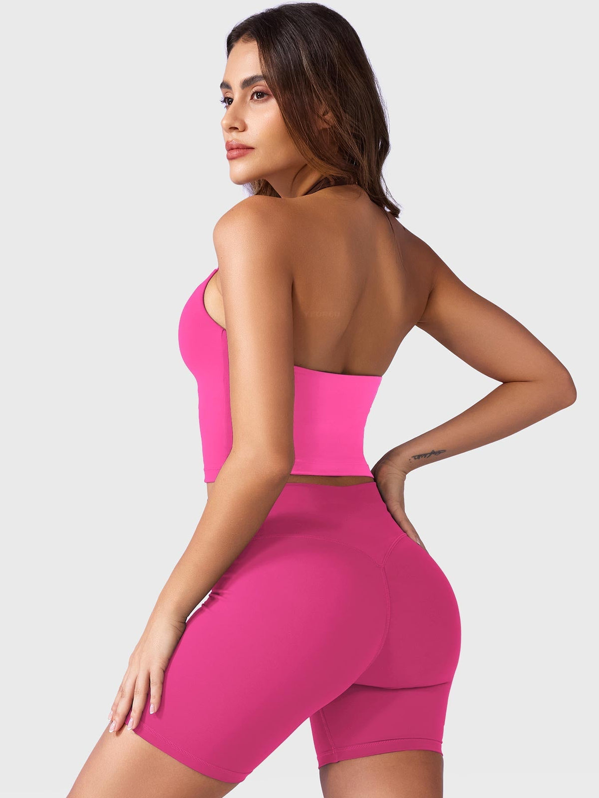 Camiseta de tirantes Forme CoreFlex halter con colgante