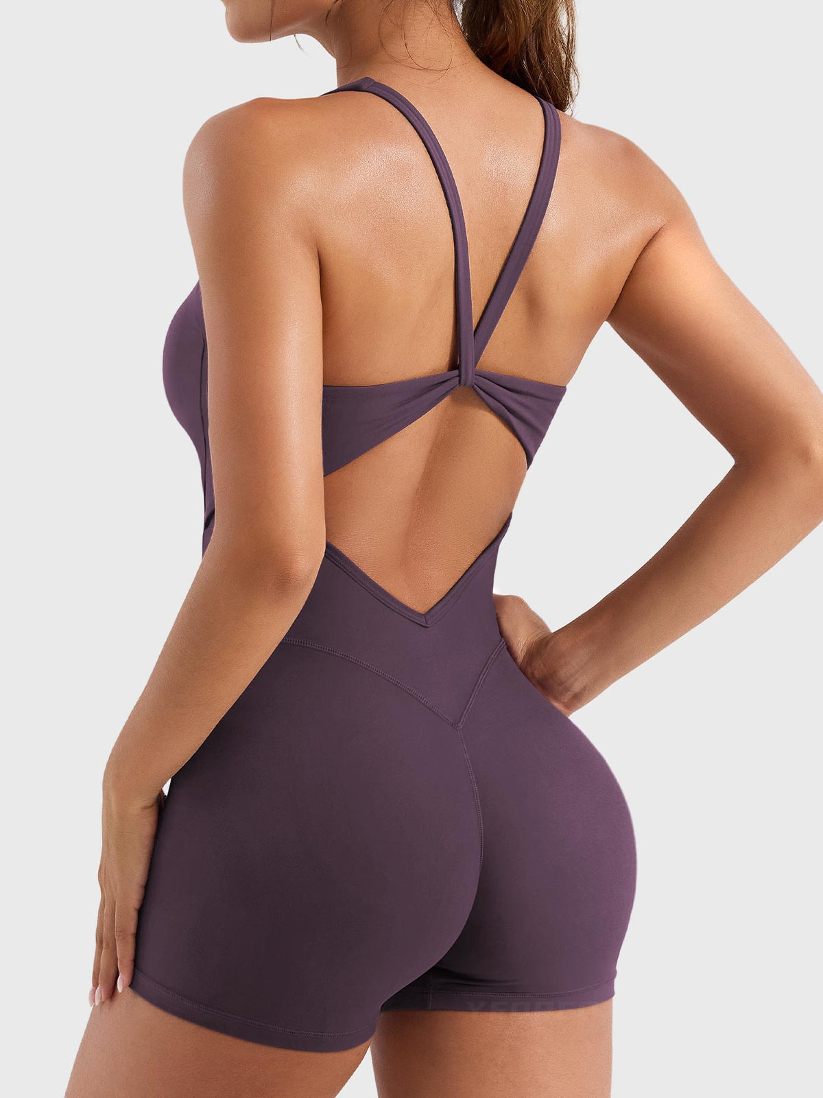Mono corto FORME CoreFlex sculptor espalda abierta